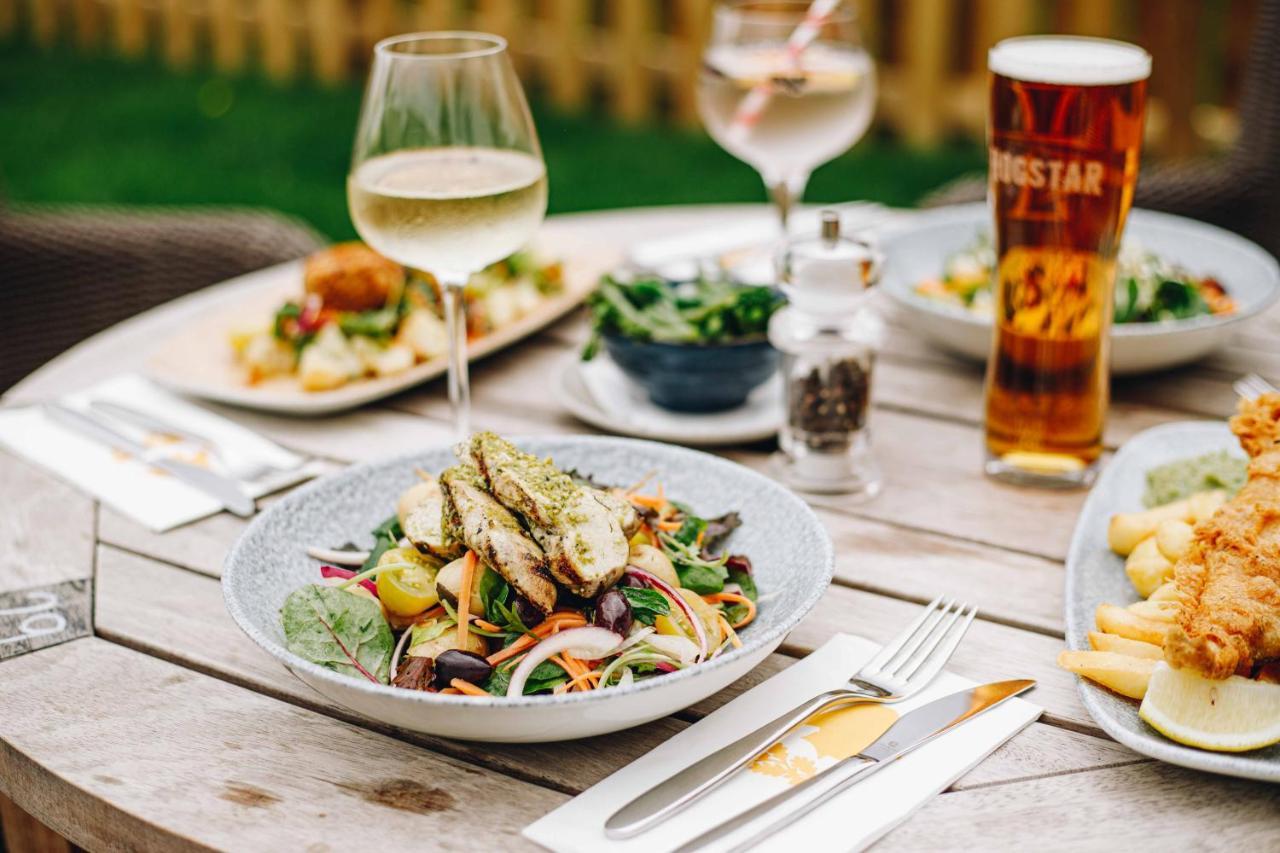 海科菲尔德 The Wellington Arms - Basingstoke-Reading酒店 外观 照片