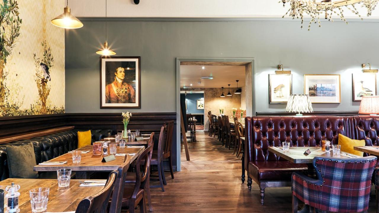 海科菲尔德 The Wellington Arms - Basingstoke-Reading酒店 外观 照片