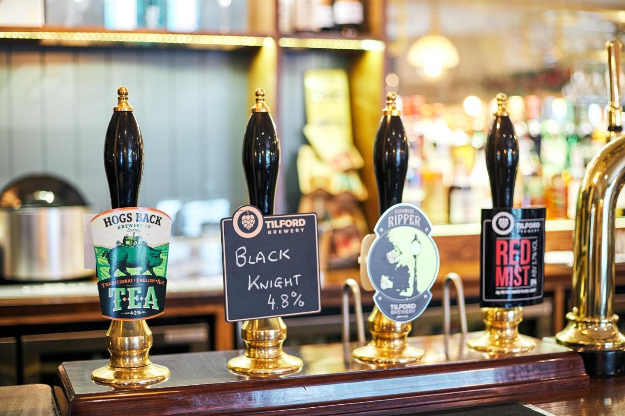海科菲尔德 The Wellington Arms - Basingstoke-Reading酒店 外观 照片